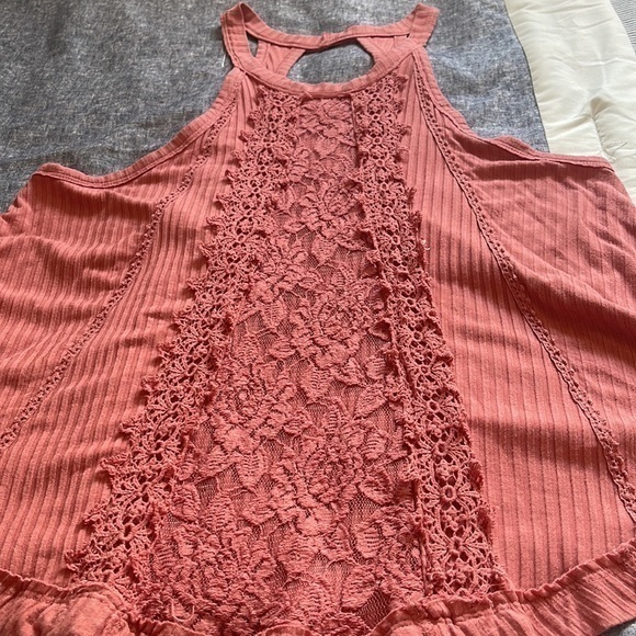 Taylor and Sage DarkRose Gold flow top. Size medium - Picture 6 of 8